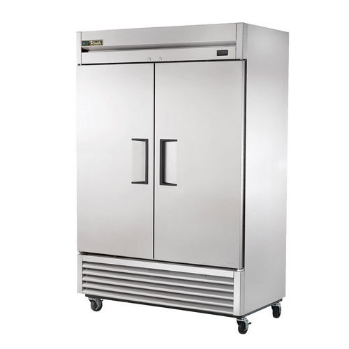 True Mfg. - General Foodservice T-49-HC Two Section Reach-in Refrigerator, 54.13''W, 115v