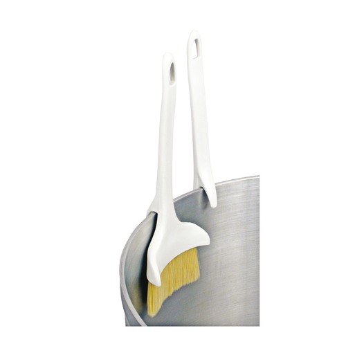 Winco  WBRP-30H  Pastry Brush, Boar Bristle, 3'' Wide w/Hook